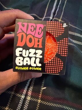 Nee doh fuzz ball orange 🧡